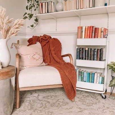 The Best Ways to Create a Cozy Reading&nbsp;Corner