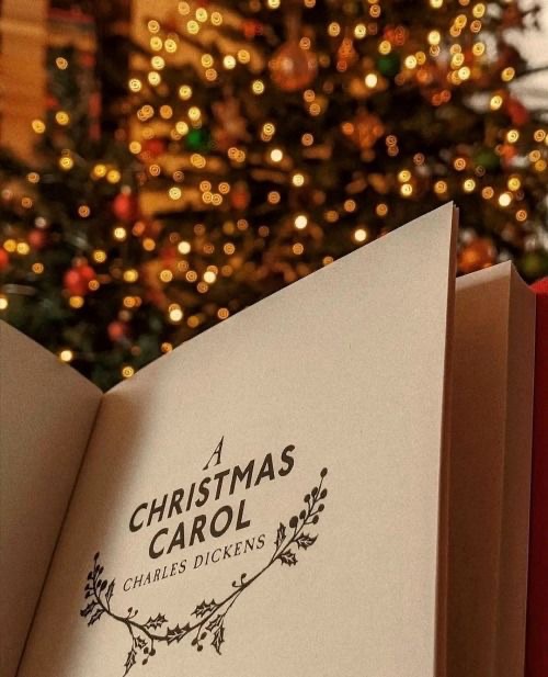 Books That Feel Good to Read During the&nbsp;Holidays