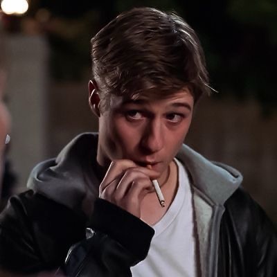 What Would Ryan Atwood Read? A Book List for The O.C.’s Brooding&nbsp;Hero